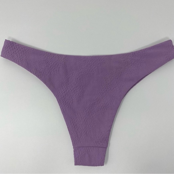 Onia Chiara Croc Texture Bottom - Picture 7 of 7